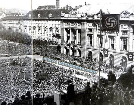 Hitler, Heldenplatz Vienna, 15 March 1938
