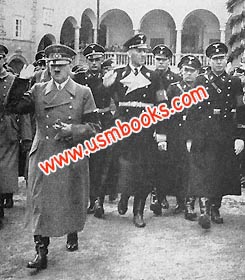 Hitler, Heydrich and other SS members