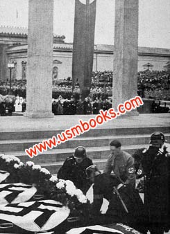 Hitler at the Honor Temples in Munich