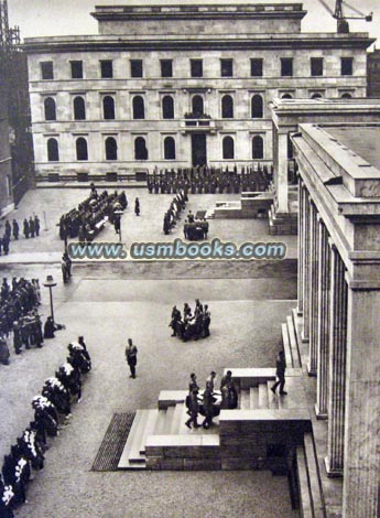 the coffins of the Nazi martyrs of the 1923 Putsch being carried into the Honor Temples in Munich on 9 November 1935