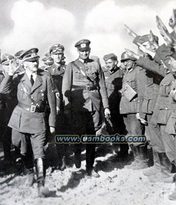 Adolf Hitler with his soldiers