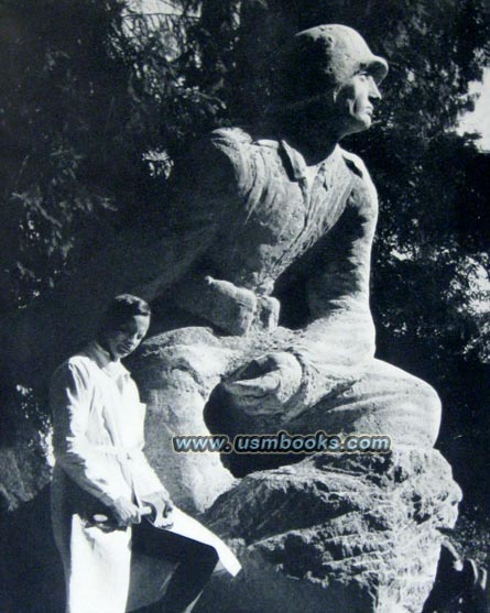 Fritz von Graevenitz with one of his enormous statues of Wehrmacht soldiers