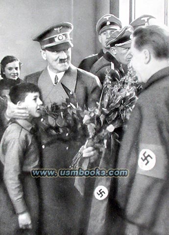 Adolf Hitler, HJ boy