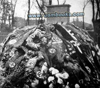 Horst Wessel Grab Nikolaifriedhof 
