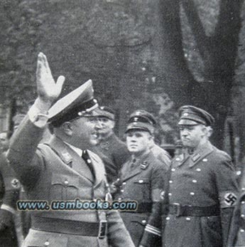 Reichsleiter Dr. Robert Ley, Heil Hitler