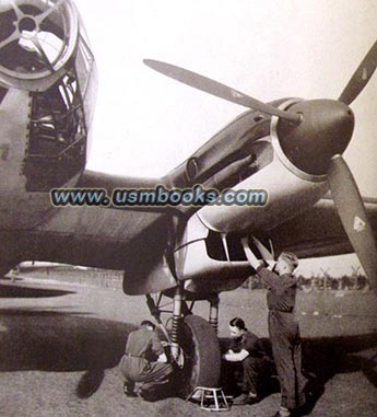 Luftwaffe airplane mechanic training