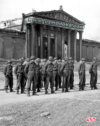 American GIs in Munich in May 1945