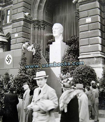 Hitler bust 