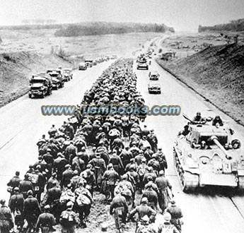 German POWs and US troops on the Reichsautobahn