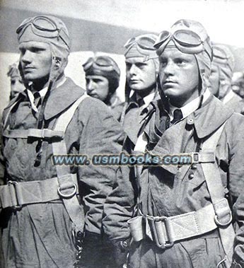 Luftwaffe paratrooper training