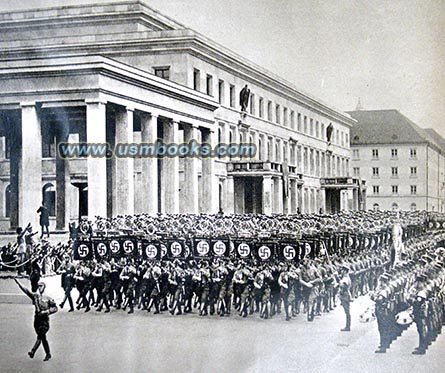 Nazi parade, Mussolini in Munich