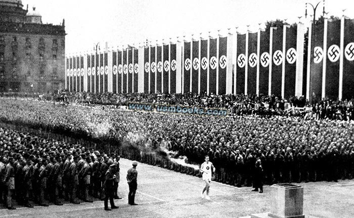 1936 Olympic torch arrives in Berlin